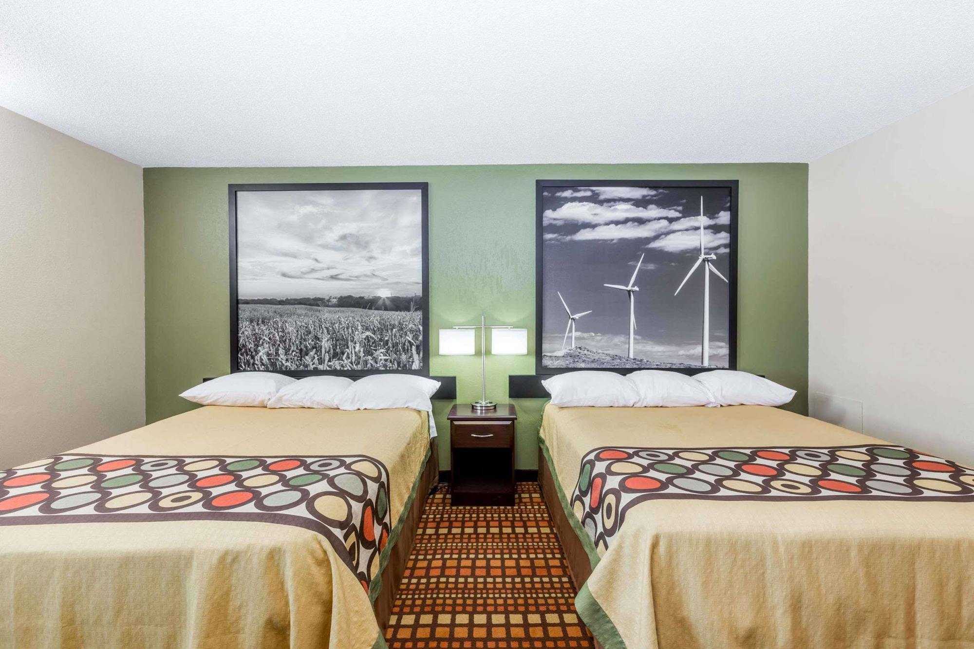 Super 8 By Wyndham Adair Ia Hotel Exterior photo
